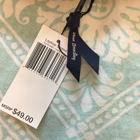 Vera Bradley laptop Sleeve Toucan Pineapple party 14” - Picture 6 of 6